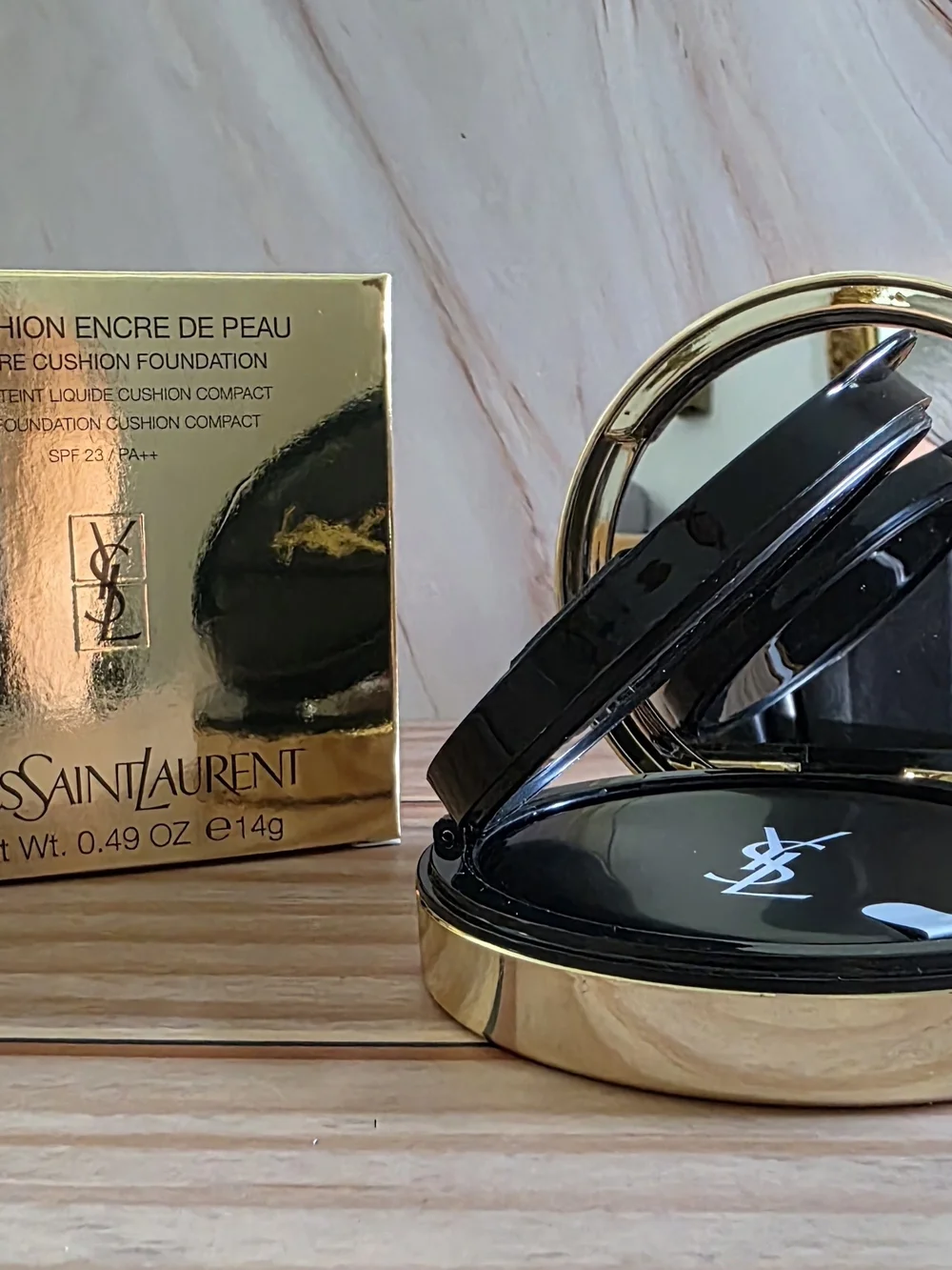 Yves Saint Laurent Cushion Foundation